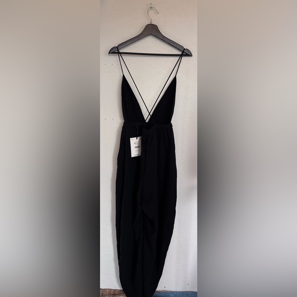 NWT Zara 50th Black Deep V Neck Spaghetti Strap Black Barrel Backless Jumpsuit - Picture 8 of 13